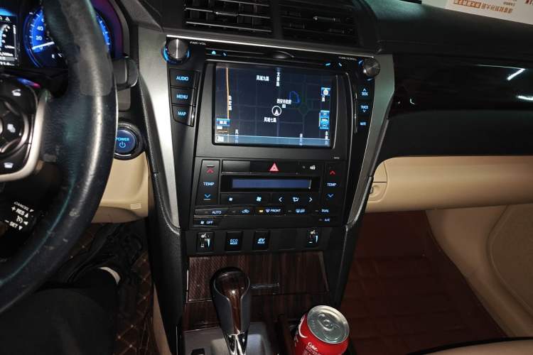 Used Toyota Camry 2015 Dual-Engine 2.5 HG Luxury Navigation Edition Audio And AC Panel