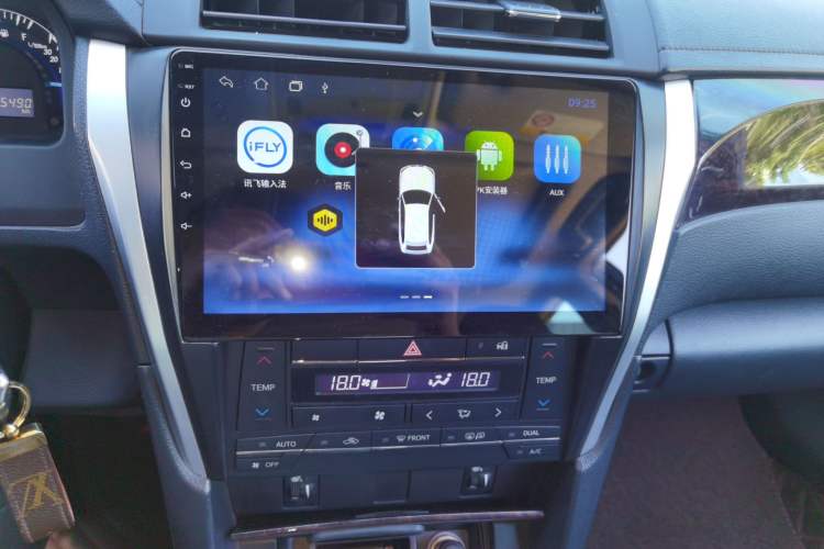 Used Toyota Camry 2015 2.0G Premier Edition Audio And AC Panel