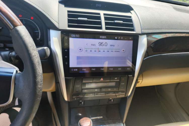 Used Toyota Camry 2015 2.0G Premier Edition Audio And AC Panel