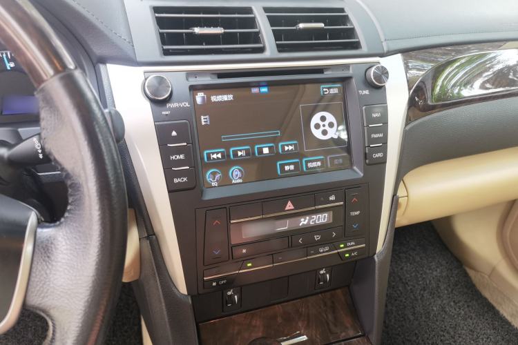 Used Toyota Camry 2015 2.0G Premier Edition Audio And AC Panel