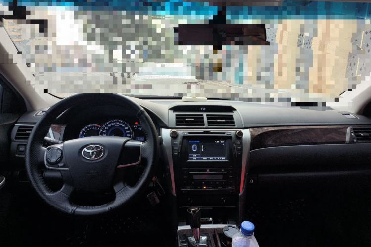 Used Toyota Camry 2015 2.0G Premier Edition Center Console