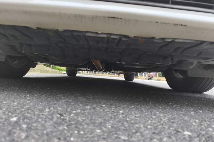 Used Toyota Camry 2015 2.0G Premier Edition Chassis Front