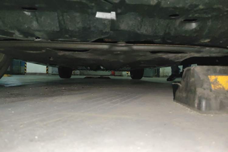 Used Toyota Camry 2015 2.0G Premier Edition Chassis Front