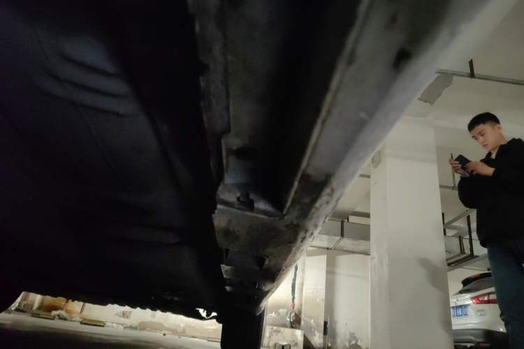 Used Toyota Camry 2015 2.0E Elite Edition Chassis Front Left