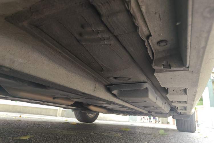 Used Toyota Camry 2015 2.0G Premier Edition Chassis Front Left
