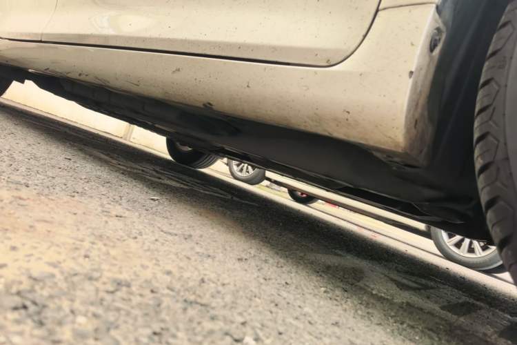 Used Toyota Camry 2015 2.0G Premier Edition Chassis Front Right