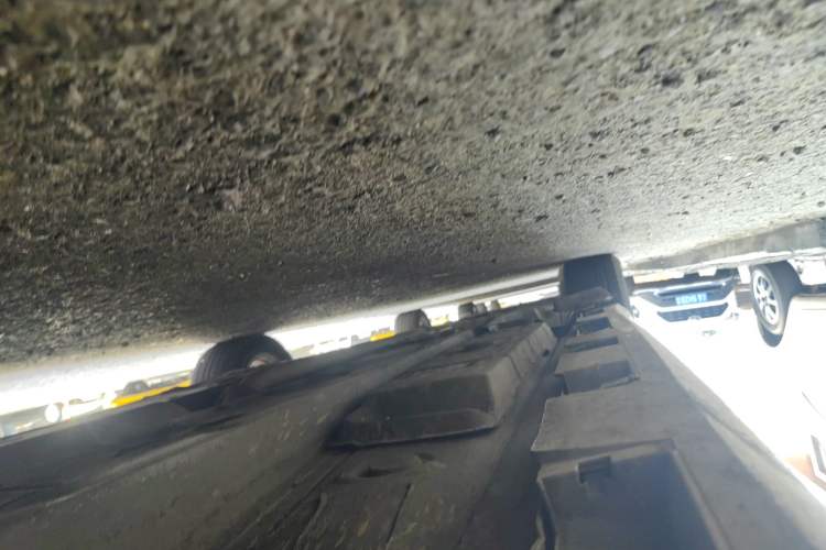 Used Toyota Camry 2015 2.0G Premier Edition Chassis Front Right