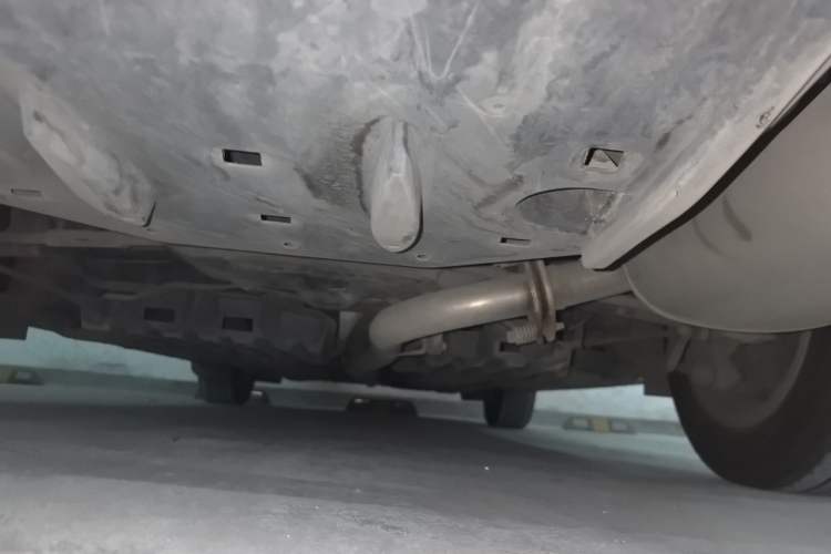 Used Toyota Camry 2015 2.0G Premier Edition Chassis Rear