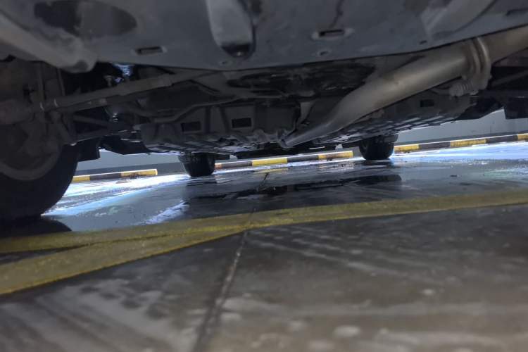 Used Toyota Camry 2015 2.0G Premier Edition Chassis Rear