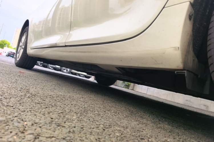 Used Toyota Camry 2015 2.0G Premier Edition Chassis Rear Left