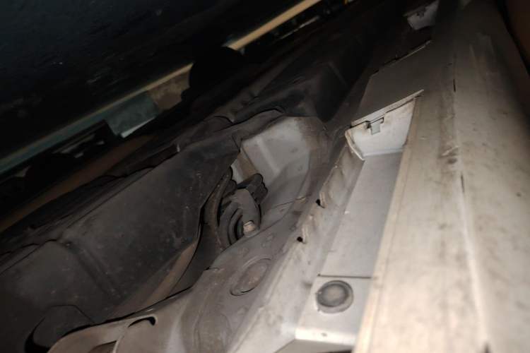 Used Toyota Camry 2015 2.0G Premier Edition Chassis Rear Left
