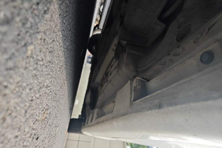 Used Toyota Camry 2015 2.0G Premier Edition Chassis Rear Right