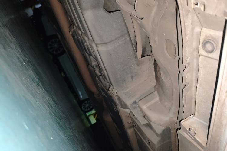 Used Toyota Camry 2015 2.0G Premier Edition Chassis Rear Right