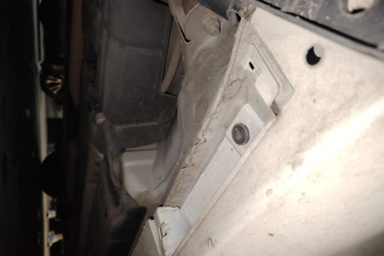 Used Toyota Camry 2015 2.0G Premier Edition Chassis Rear Right