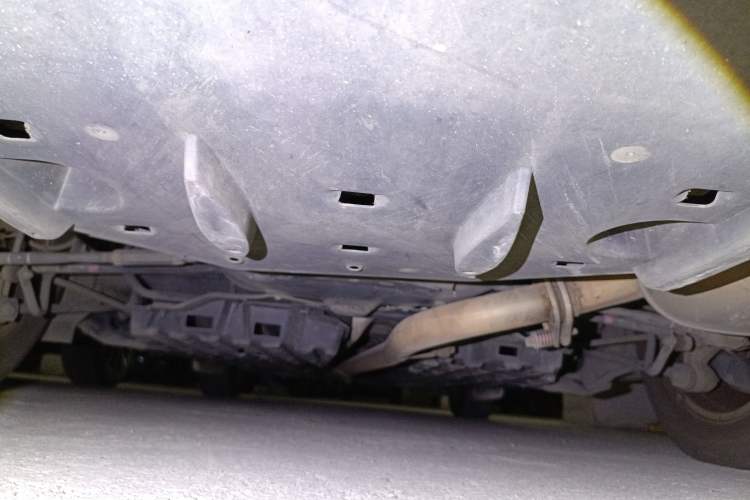 Used Toyota Camry 2015 2.0G Premier Edition Chassis Rear
