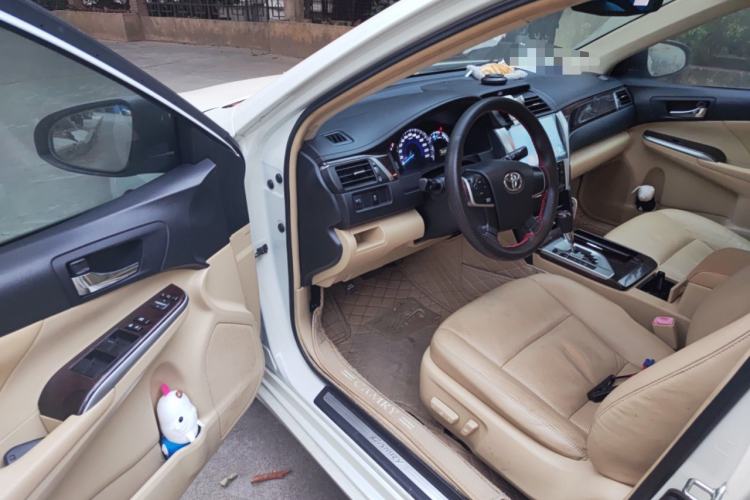 Used Toyota Camry 2015 2.0G Premier Edition Driver Seat