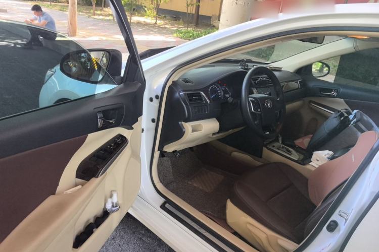 Used Toyota Camry 2015 2.0E Elite Edition Driver Seat