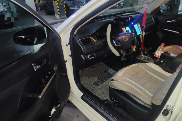 Used Toyota Camry 2015 2.0G Premier Edition Driver Seat