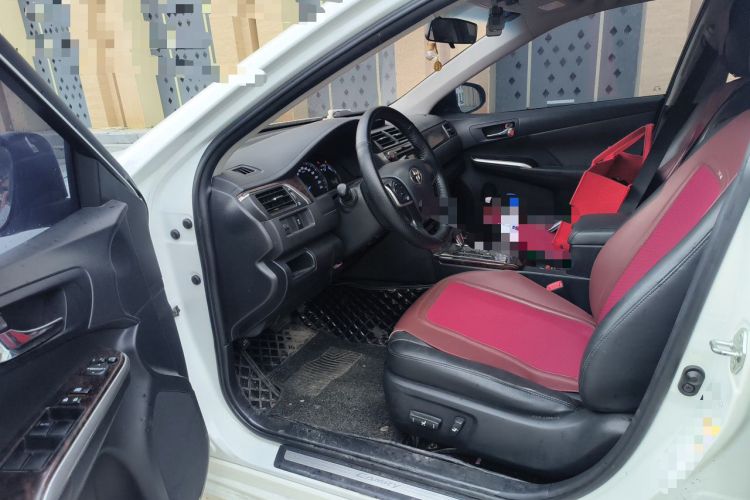 Used Toyota Camry 2015 2.0G Premier Edition Driver Seat