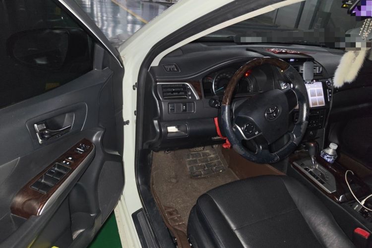 Used Toyota Camry 2015 2.0G Premier Edition Driver Seat