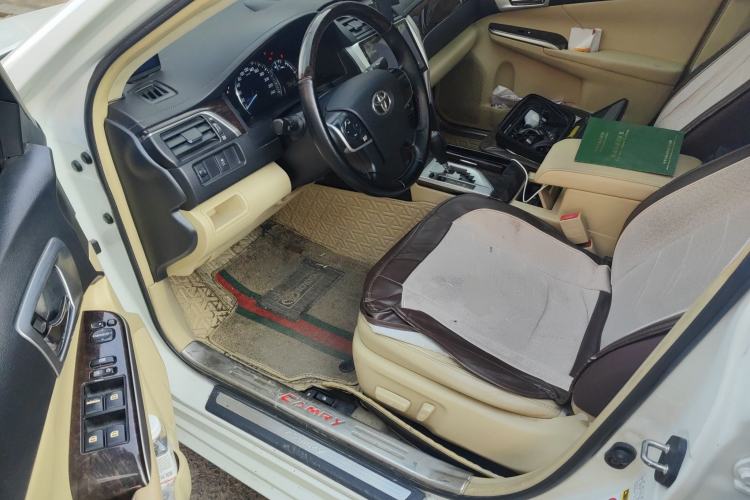 Used Toyota Camry 2015 2.0G Premier Edition Driver Seat