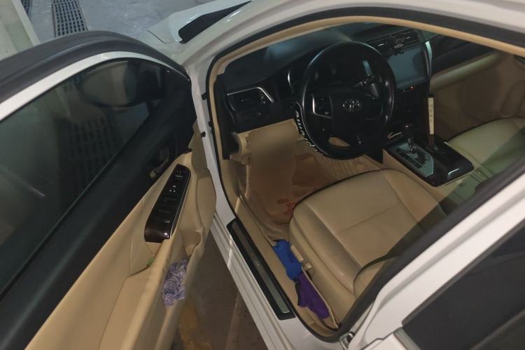 Used Toyota Camry 2015 2.0G Premier Edition Driver Seat
