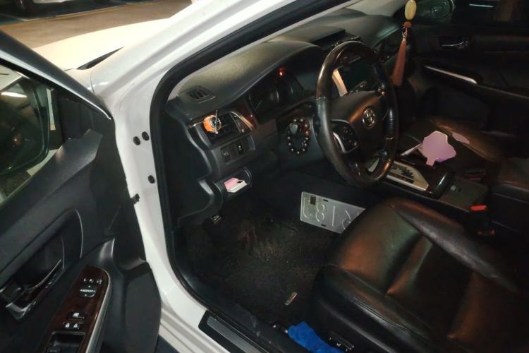 Used Toyota Camry 2015 2.0G Premier Edition Driver Seat