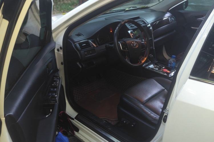 Used Toyota Camry 2015 2.0G Premier Edition Driver Seat