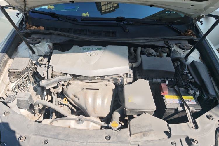 Used Toyota Camry 2015 2.0G Premier Edition Engine Bay