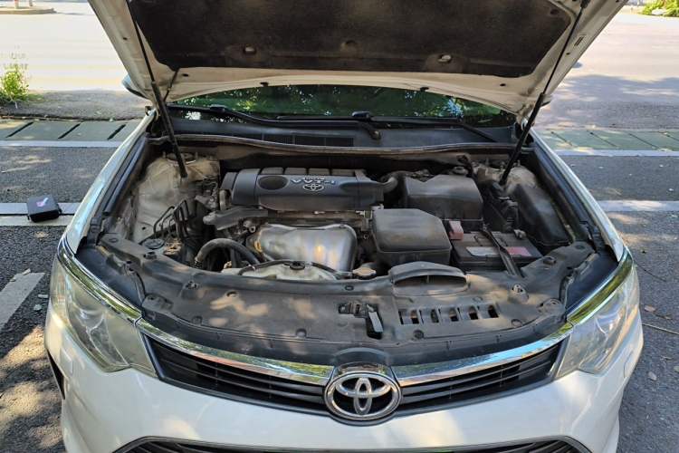 Used Toyota Camry 2015 2.5G Luxury Navigation Edition Engine Bay