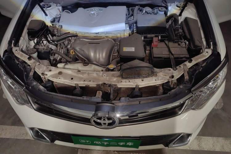 Used Toyota Camry 2015 2.0E Elite Edition Engine Bay