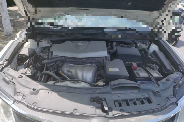 Used Toyota Camry 2015 2.0G Premier Edition Engine Bay