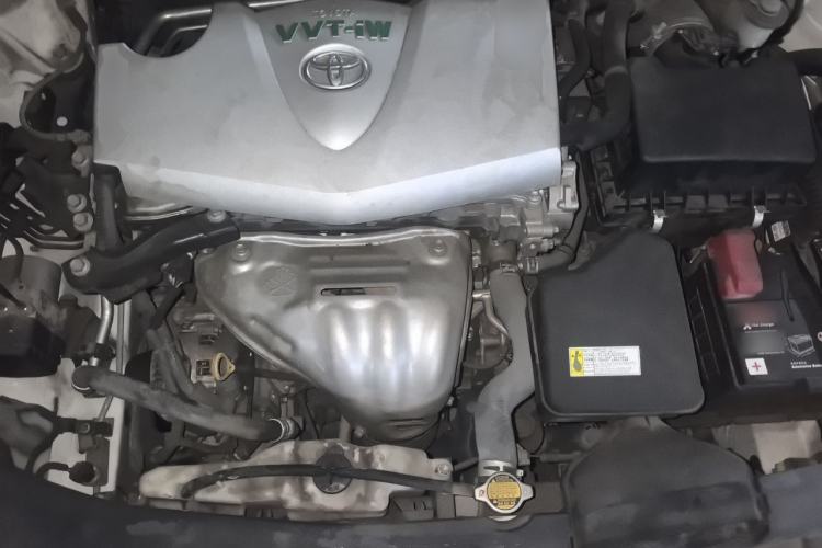 Used Toyota Camry 2015 2.0G Premier Edition Engine Bay