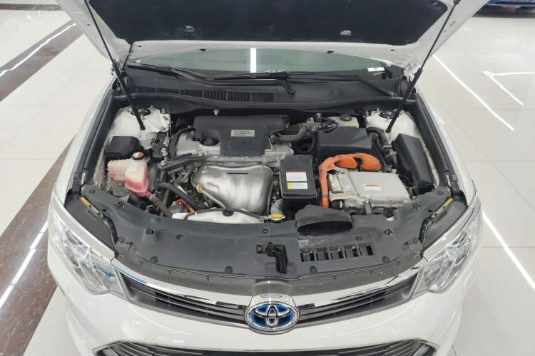 Used Toyota Camry 2015 Dual-Engine 2.5 HG Luxury Navigation Edition Engine Bay