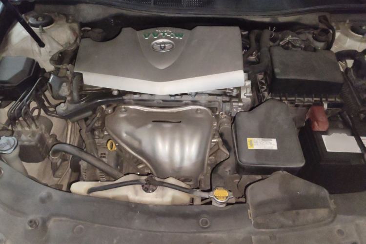 Used Toyota Camry 2015 2.0G Premier Edition Engine Bay