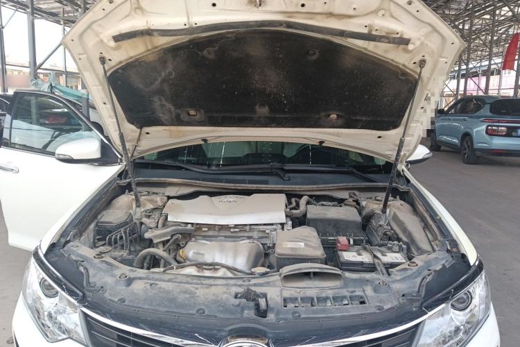 Used Toyota Camry 2015 2.0E Elite Edition Engine Bay