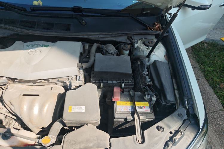 Used Toyota Camry 2015 2.0G Premier Edition Engine Bay Left