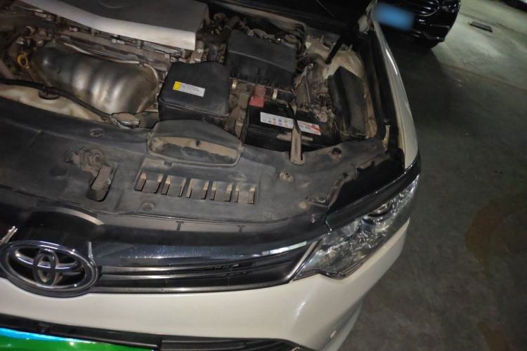Used Toyota Camry 2015 2.0G Premier Edition Engine Bay Left