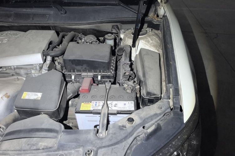 Used Toyota Camry 2015 2.0G Premier Edition Engine Bay Left