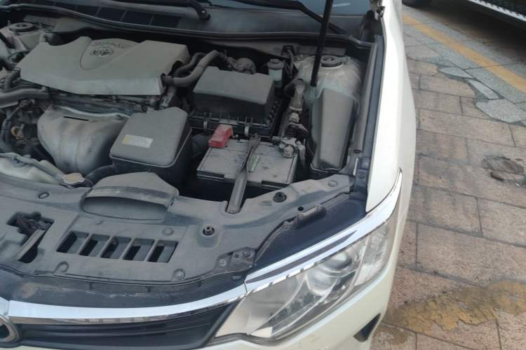 Used Toyota Camry 2015 2.0G Premier Edition Engine Bay Left