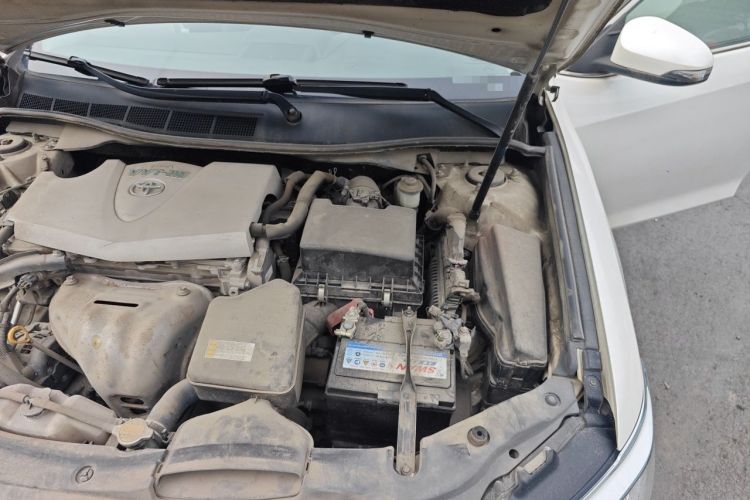 Used Toyota Camry 2015 2.0G Premier Edition Engine Bay Left