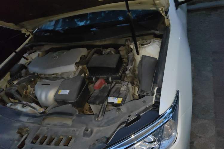 Used Toyota Camry 2015 2.0G Premier Edition Engine Bay Left