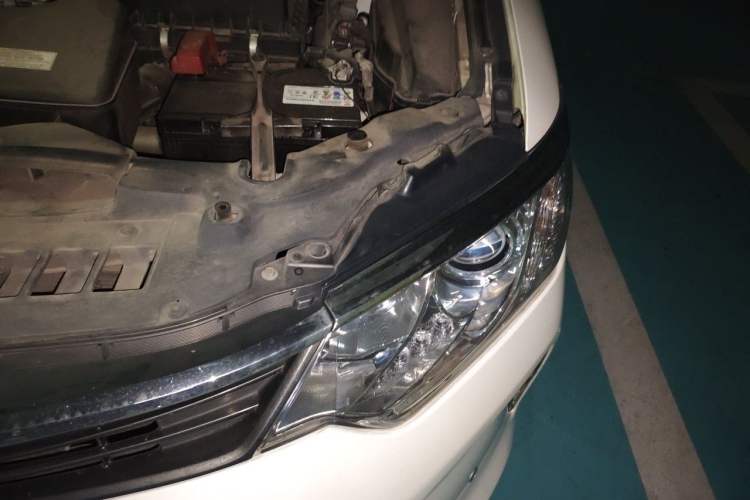 Used Toyota Camry 2015 2.0G Premier Edition Engine Bay Left