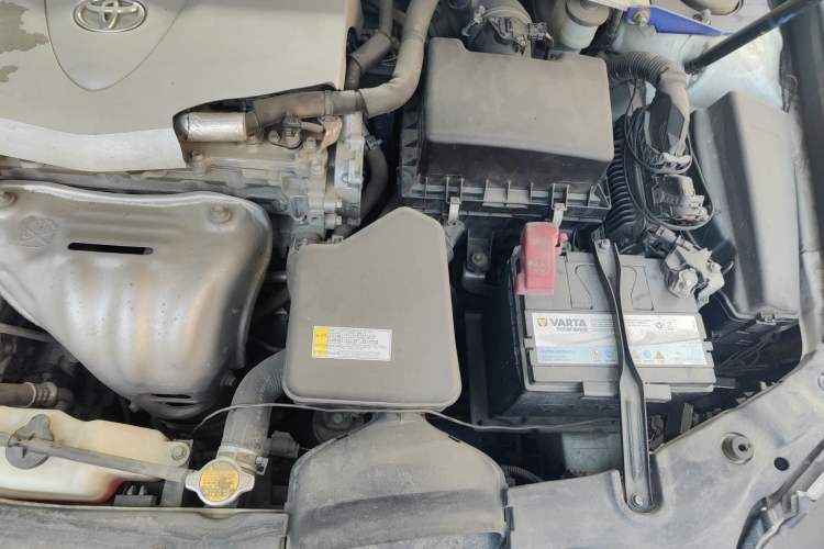Used Toyota Camry 2015 2.0G Premier Edition Engine Bay Left
