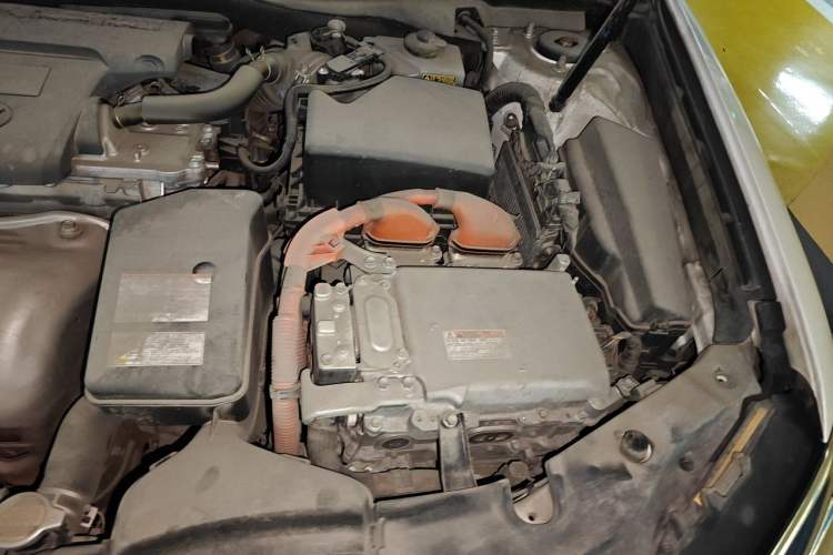Used Toyota Camry 2015 Dual-Engine 2.5 HG Luxury Navigation Edition Engine Bay Left