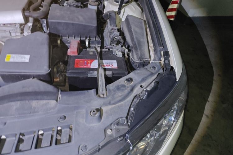 Used Toyota Camry 2015 2.0G Premier Edition Engine Bay Left