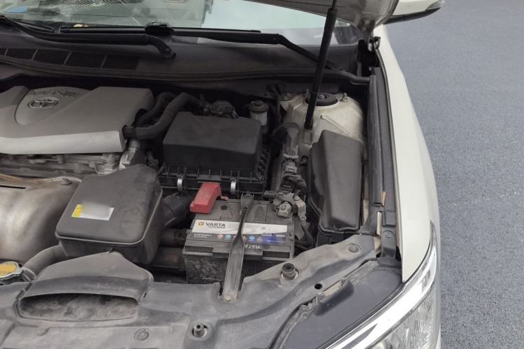 Used Toyota Camry 2015 2.0G Premier Edition Engine Bay Left