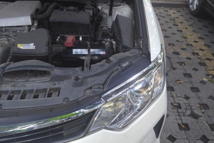 Used Toyota Camry 2015 2.0G Premier Edition Engine Bay Left