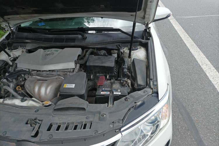 Used Toyota Camry 2015 2.0G Premier Edition Engine Bay Left