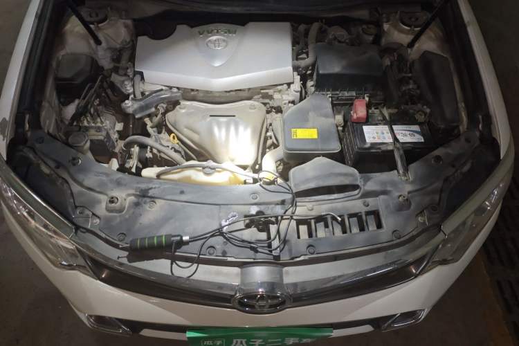 Used Toyota Camry 2015 2.0G Premier Edition Engine Bay